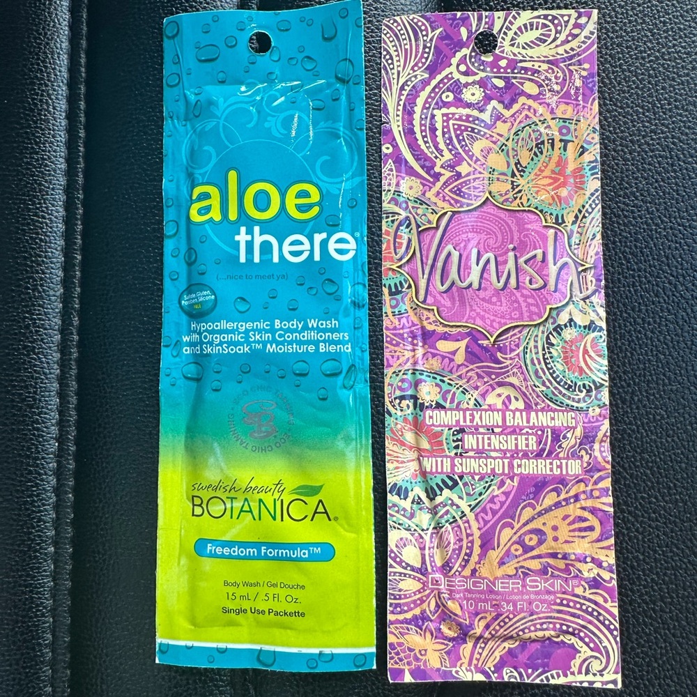 Tanning lotion sample and body wash